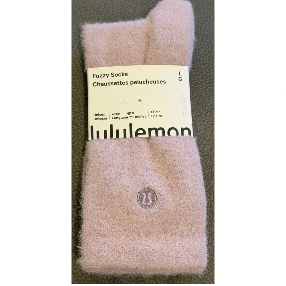 NWT Lululemon Fuzzy Socks Pink Crew Length Size Large